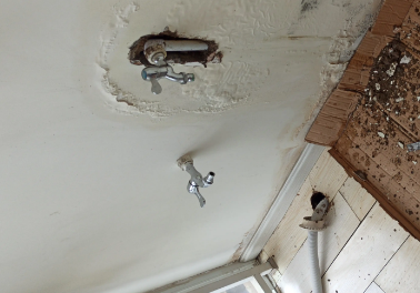 金塔卫生间测漏水